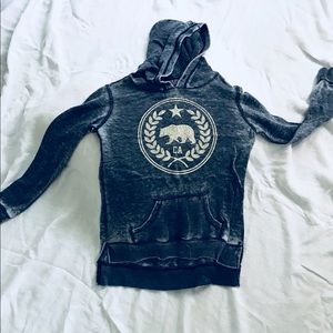 Gray hoodie with California on the front